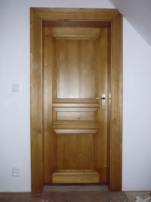 Interiérové dveře z masivu
