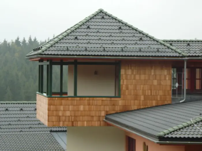 Obklad štítu dřevěným šindelem