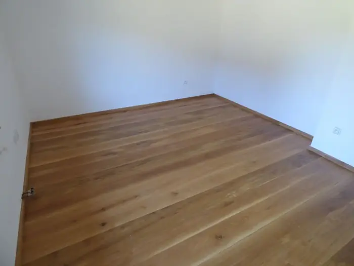 Podlaha v podkroví