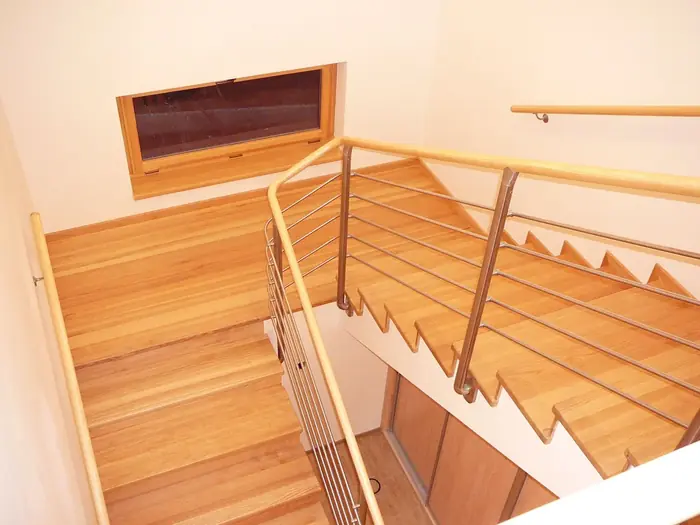 Schodiště – pohled shora