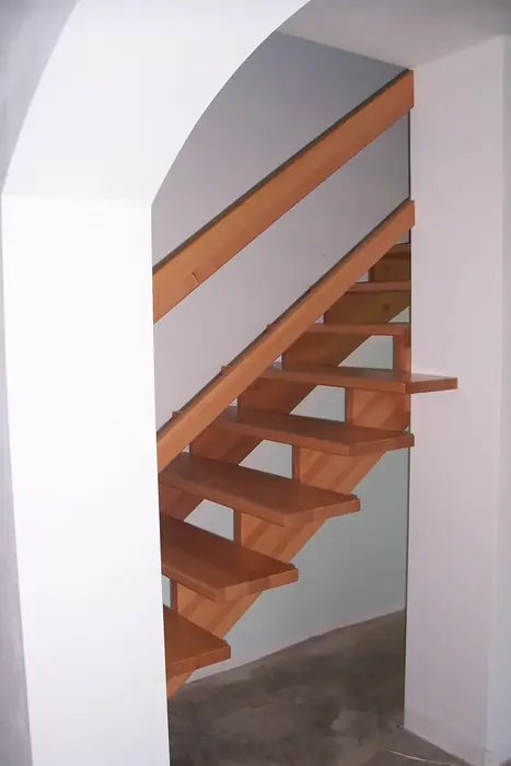 Schodiště s otevřenými stupni